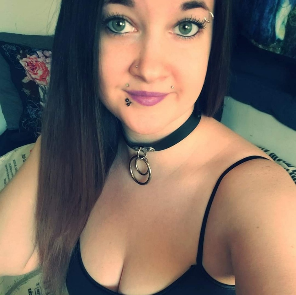 Meet your Posher, Moon